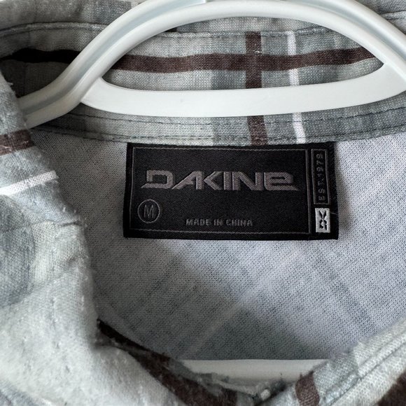Dakine Button Down Dress Shirt Underlayer Ski Snowboard M Medium Grey - Picture 2 of 3
